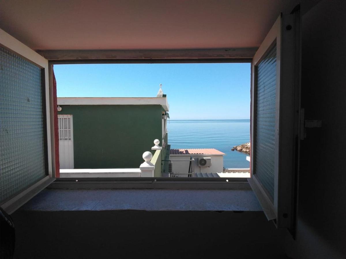 Malaga Beach And Sun Exterior photo